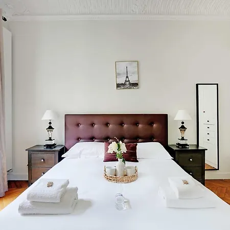Splendid Spacious - Trocadero Apartment *