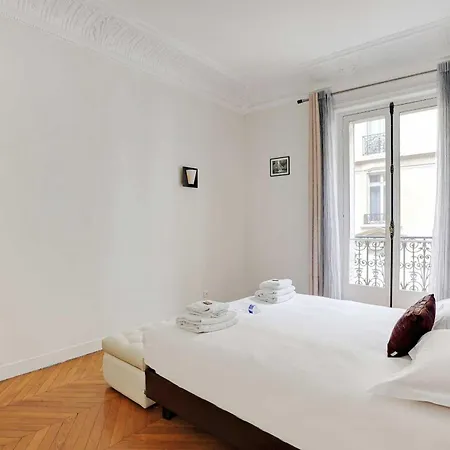 Splendid Spacious - Trocadero Apartment *