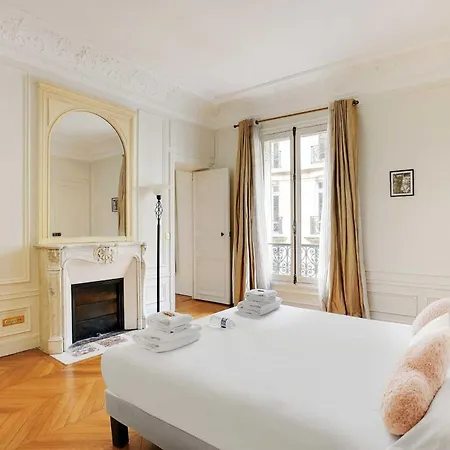 Splendid Spacious - Trocadero Apartment Paris