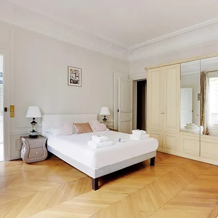 Splendid Spacious - Trocadero Paris
